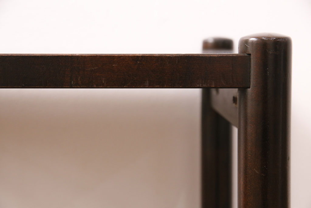 中古　北海道民芸家具　シンプルな佇まいがお部屋に取り入れやすい板座のスツール(花台、サイドテーブル、飾り台)(R-049759)