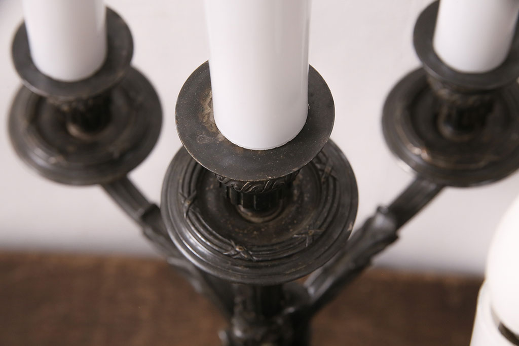 ヴィンテージ照明　フランスビンテージ　クリストフル　キャンドルスタンド型のテーブルスタンド(テーブルランプ、卓上照明)(R-050348)
