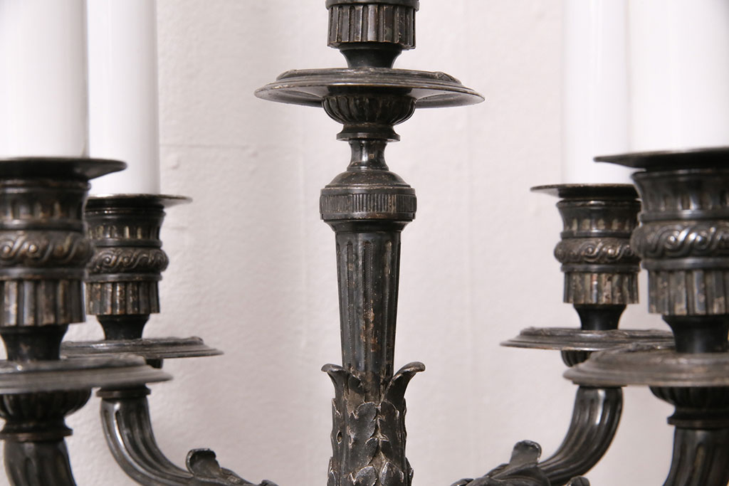 ヴィンテージ照明　フランスビンテージ　クリストフル　キャンドルスタンド型のテーブルスタンド(テーブルランプ、卓上照明)(R-050349)