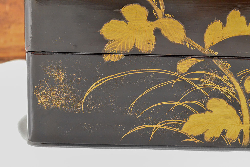 大正〜昭和初期　花鳥図　黒漆金蒔絵　木製五段重箱(漆器)(R-052245)
