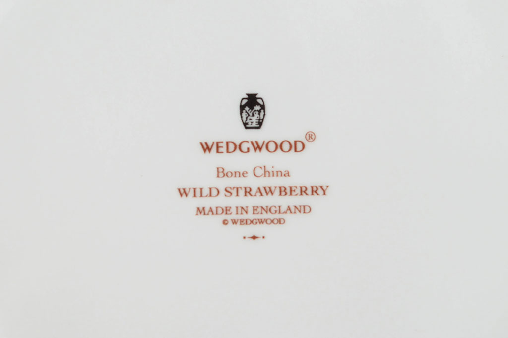 WEDGWOOD　ウェッジウッド　ワイルドストロベリー　カップ&ソーサー2客・プレート2枚セット(洋食器)(R-052282)