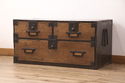 ヴィンテージ家具　北欧ビンテージ　チーク材　シンプルでスタイリッシュなリビングボード(テレビボード、サイドボード)(R-030469)