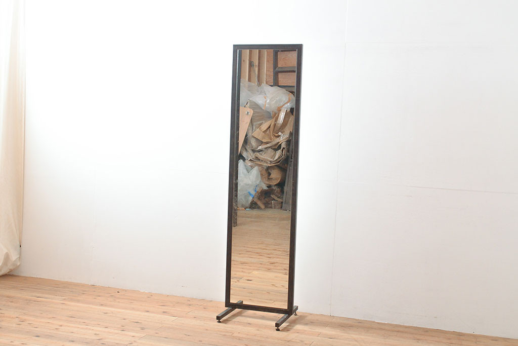 インダストリアル　ヴィンテージ　　アイアン　大きいミラー　鏡